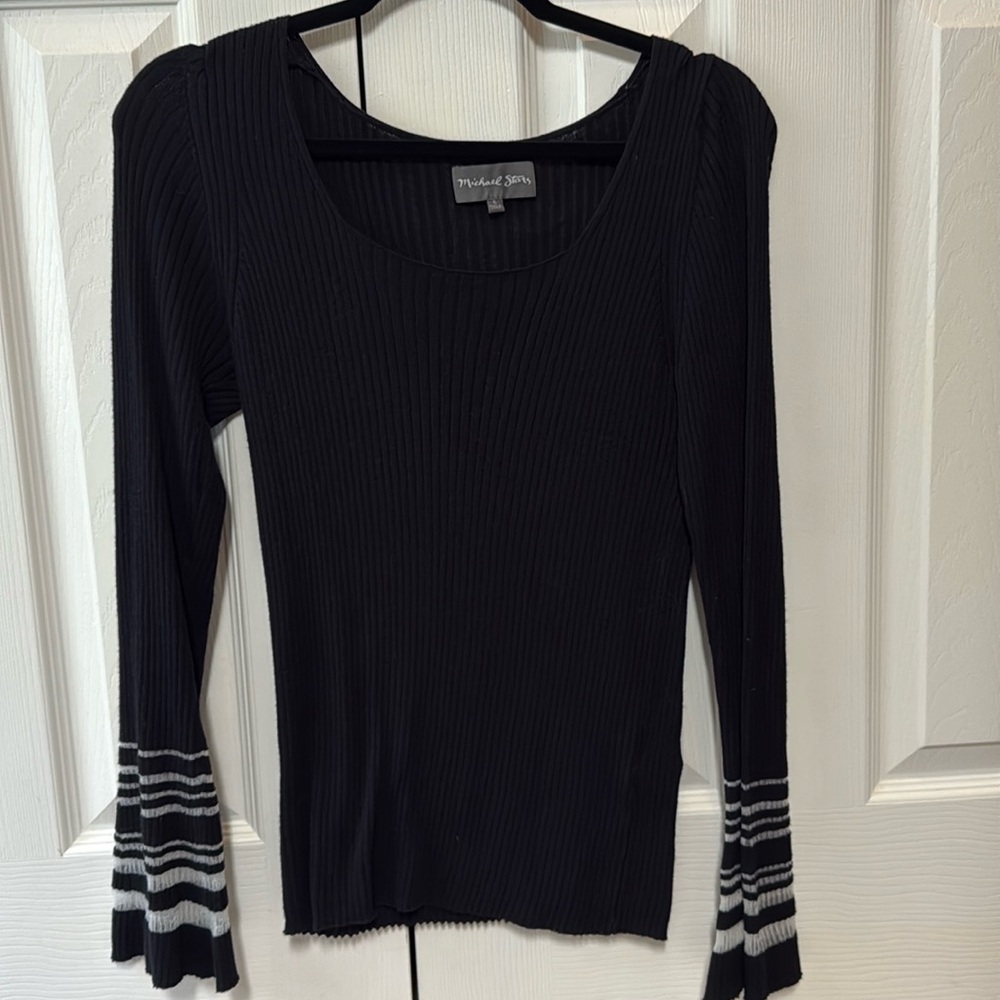 Michael Stars black top
